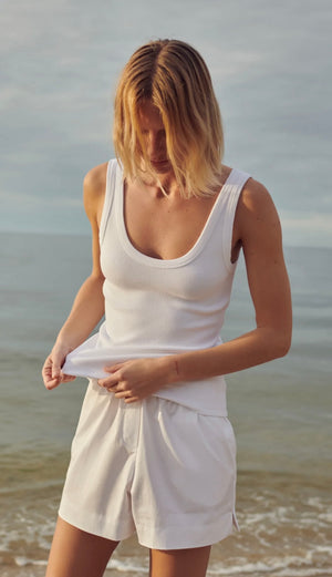 The Scoop It Up Tank
